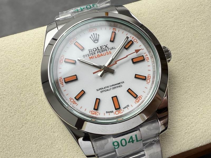 Rolex 40mm 102324